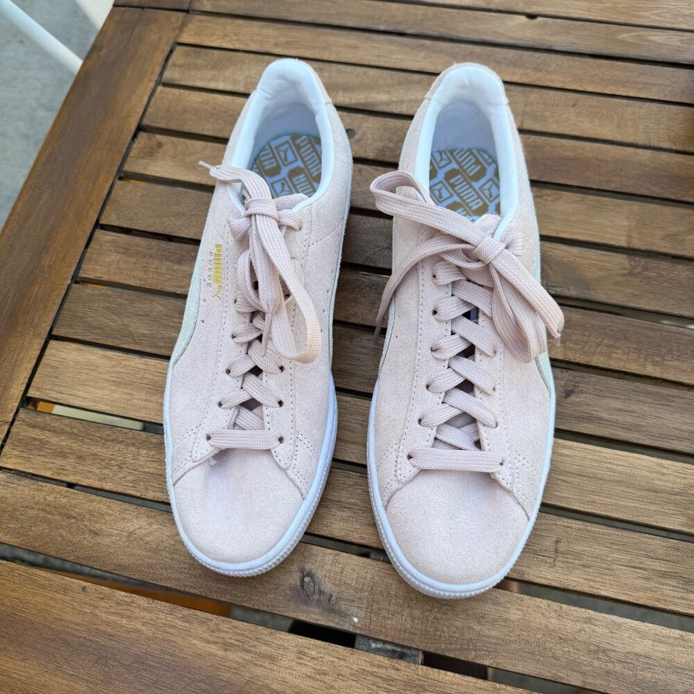 Puma Womens Suede Classic Sneakers Size 10 Light Pink & White - Picture 2 of 7